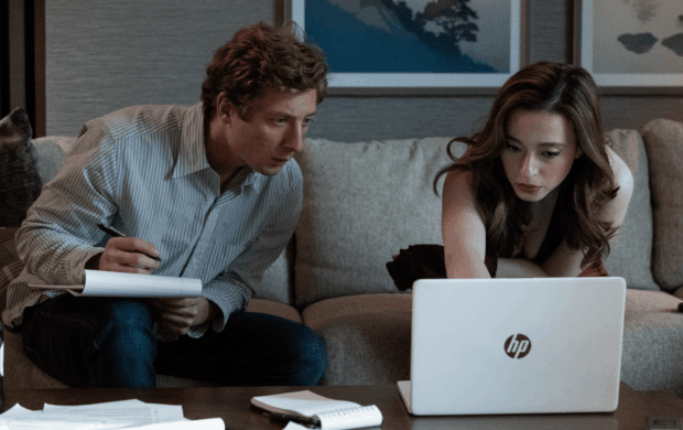 The Social: Il prezzo della verità è il nuovo attesissimo film con Jeremy Allen White